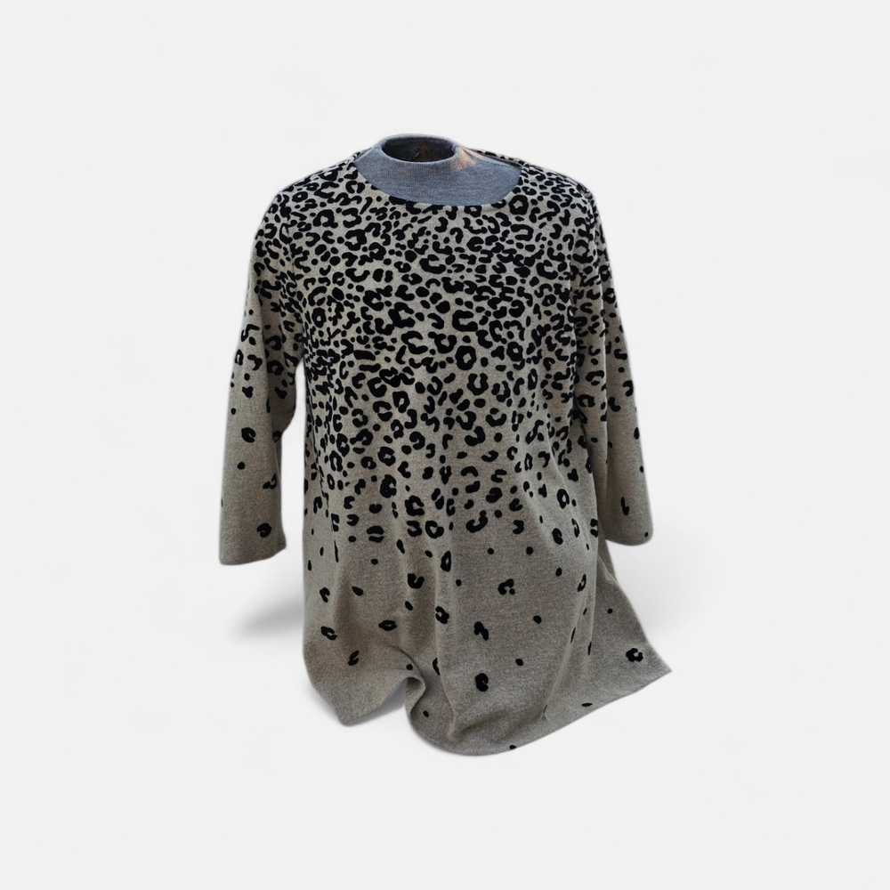 Size XL Ruby Rd. Women's Leopard Print Sweater - Khaki with Black Leopard Print